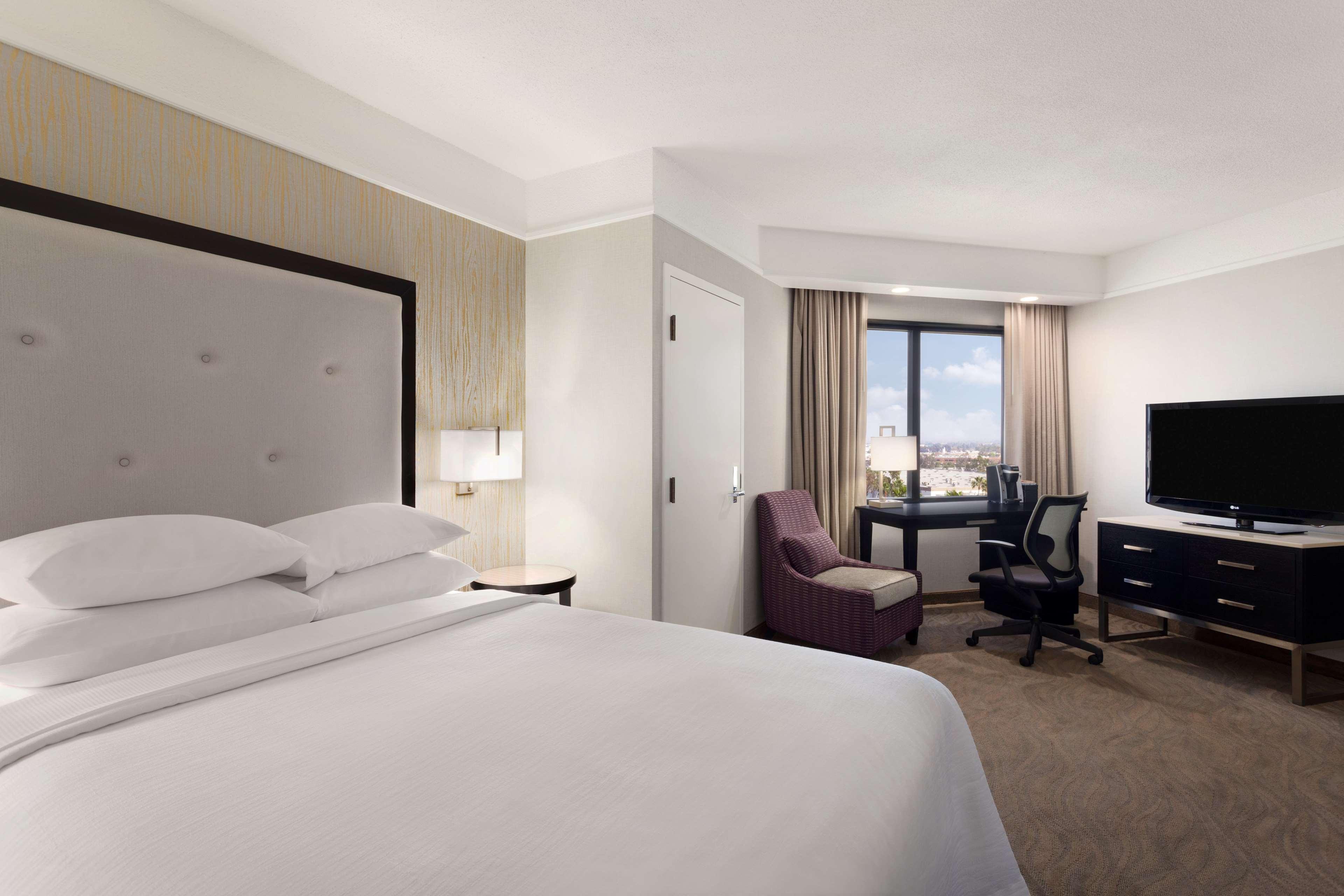 Embassy Suites By Hilton Irvine Orange County Airport Εξωτερικό φωτογραφία