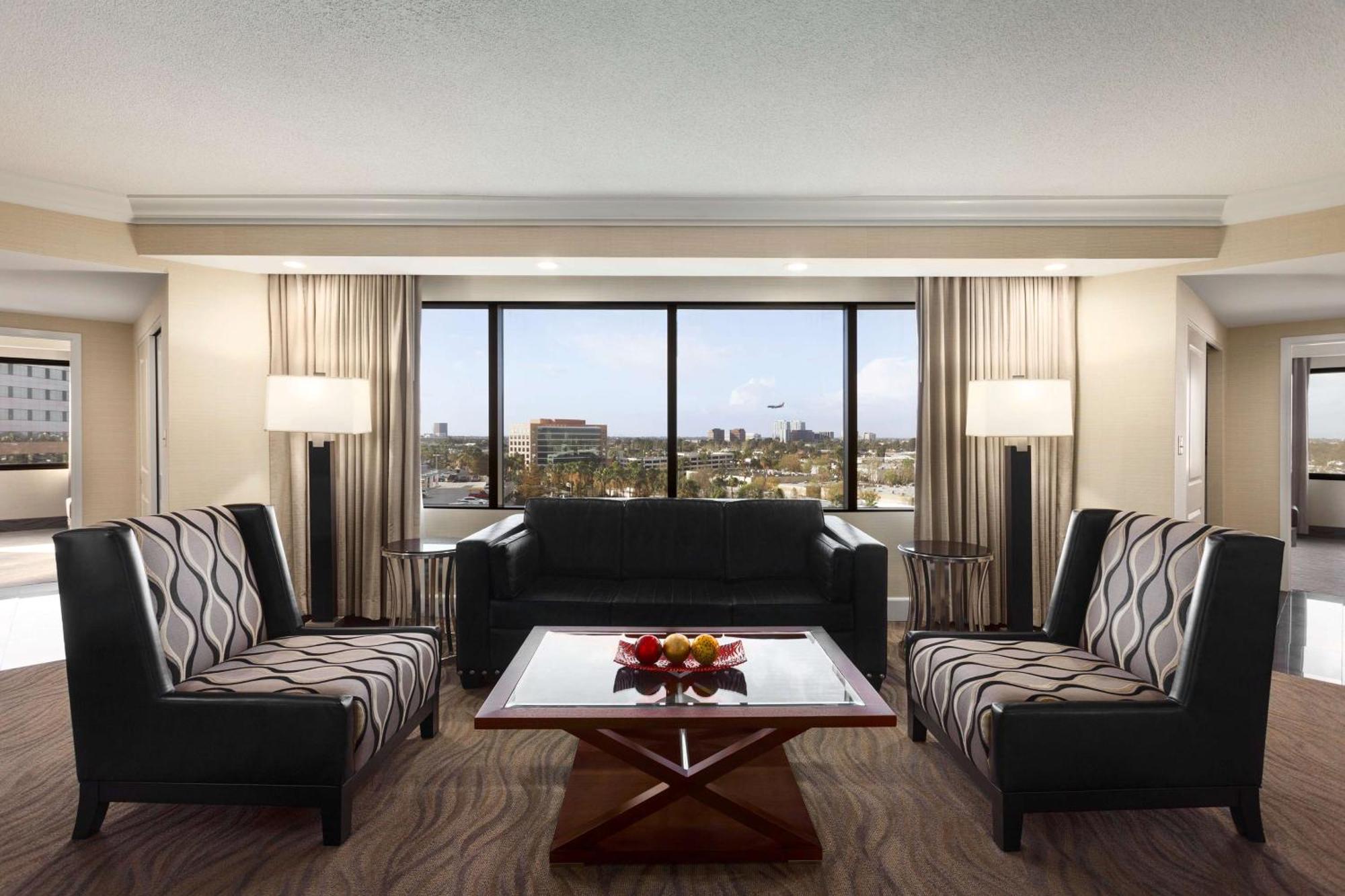 Embassy Suites By Hilton Irvine Orange County Airport Εξωτερικό φωτογραφία